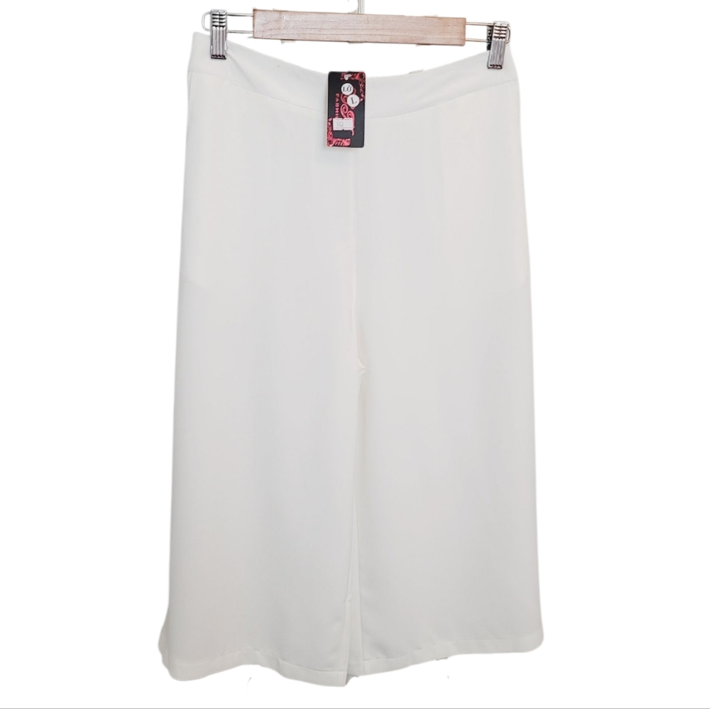 🆕️ Wide Leg Gaucho Pants in White